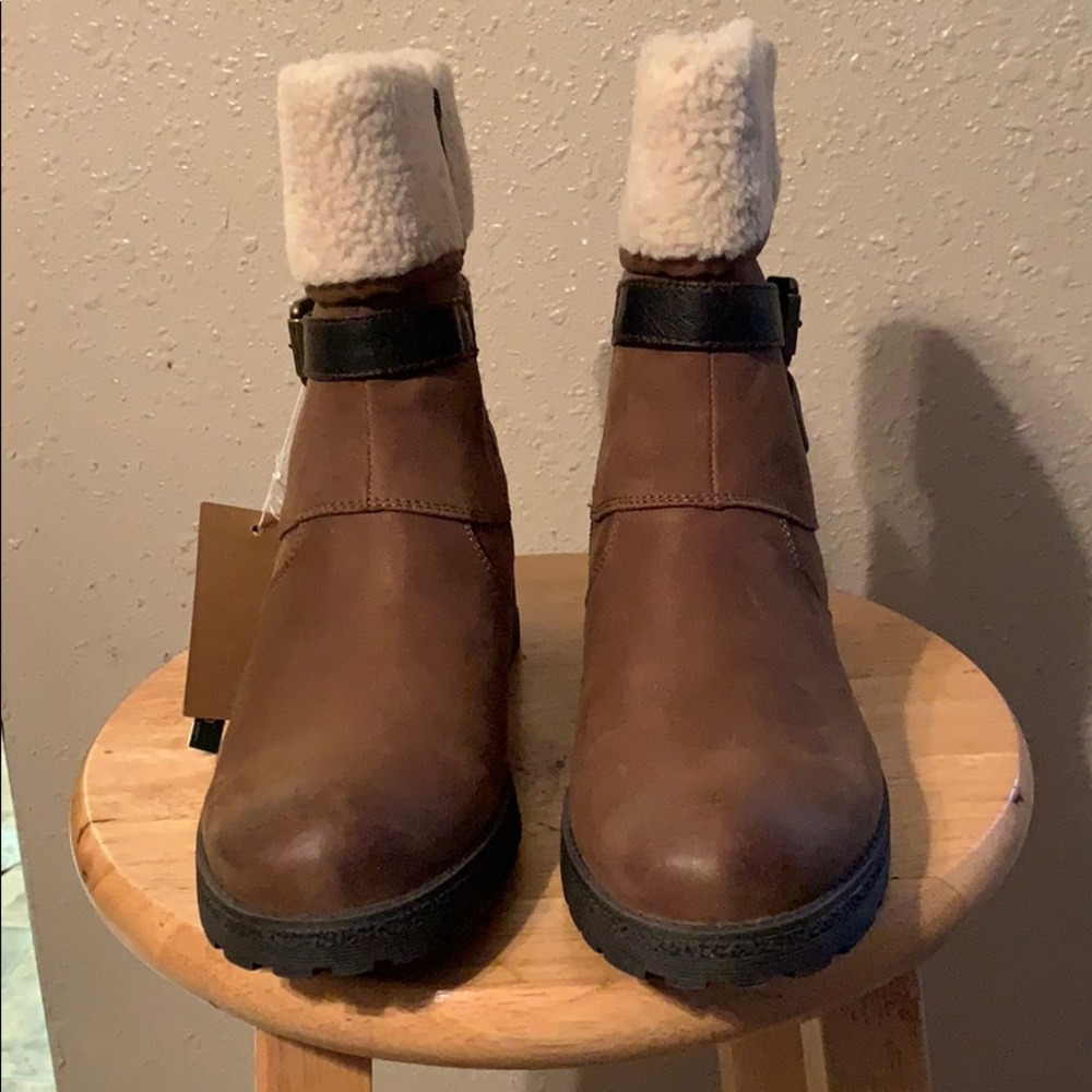 New in box White Mountain Boots. - Picture 2 of 8